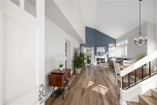 Photo #4: OC23023216 Listing