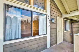 Photo #4: OC23023323 Listing 