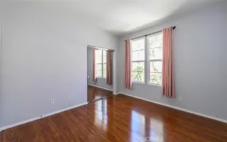 Photo #4: OC23023453 Listing 