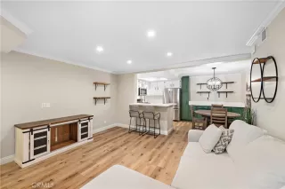 Photo #3: OC23023548 Listing 