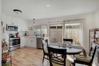 Photo #6: OC23023633 Listing