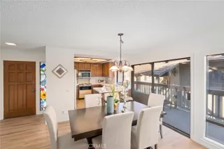 Photo #3: OC23023988 Listing