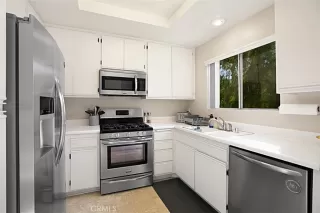 Photo #4: OC23024057 Listing 