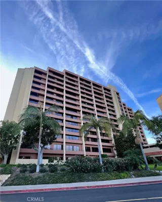 Photo #1: OC23024116 Listing