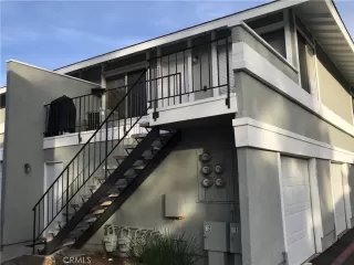 Photo #2: OC23024157 Listing