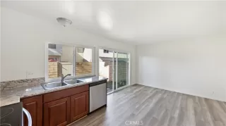 Photo #6: OC23024171 Listing 