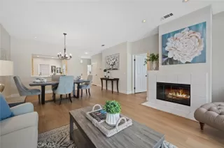 Photo #4: OC23024177 Listing