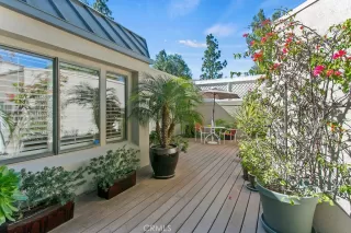 Photo #1: OC23024716 Listing