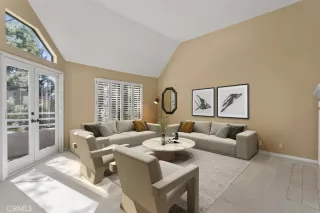 Photo #3: OC23024716 Listing