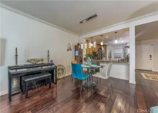 Photo #5: OC23024790 Listing