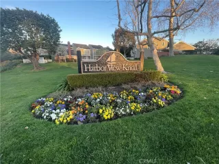 Photo #4: OC23025029 Listing 