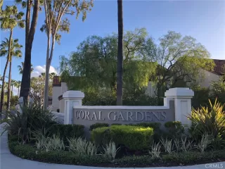 Photo #1: OC23025159 Listing