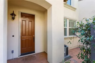 Photo #1: OC23025671 Listing 