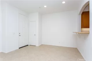 Photo #3: OC23025671 Listing 