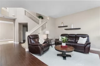 Photo #2: OC23025674 Listing 