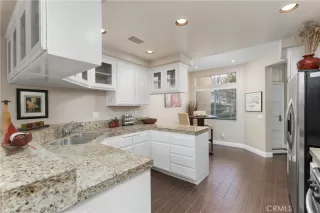 Photo #4: OC23025674 Listing 