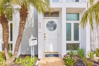 Photo #1: OC23025712 Listing 