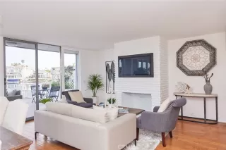 Photo #4: OC23025712 Listing 