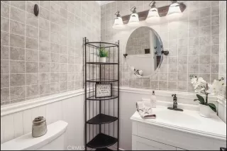 Photo #6: OC23025826 Listing