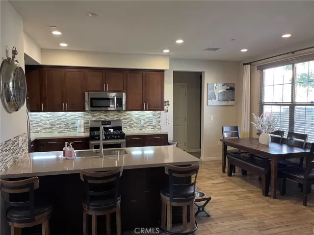 MLS: OC23025904 Condo For Sale