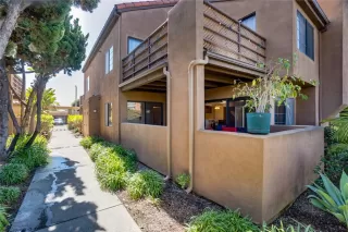 Photo #3: OC23026116 Listing 