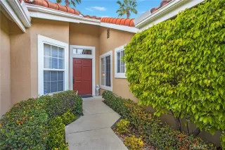 Photo #1: OC23026536 Listing