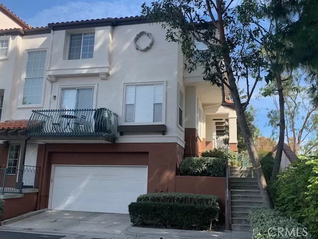 MLS: OC23026638 Condo For Sale