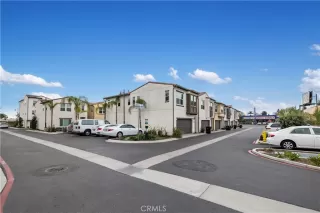 Photo #1: OC23026838 Listing 