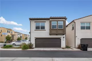 Photo #3: OC23026838 Listing 