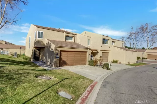 MLS: OC23026907 Condo For Sale