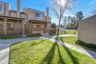 Photo #1: OC23026907 Listing 