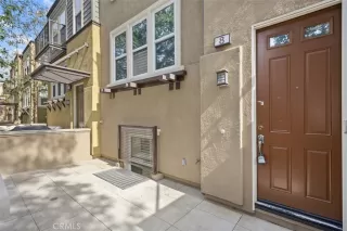 Photo #4: OC23027025 Listing 