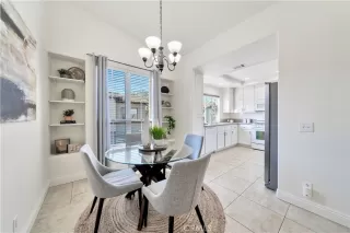 Photo #2: OC23027247 Listing