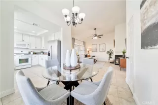 Photo #4: OC23027247 Listing