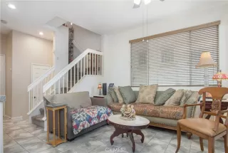 Photo #3: OC23027289 Listing 