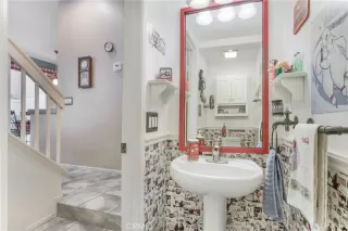 Photo #5: OC23027289 Listing 