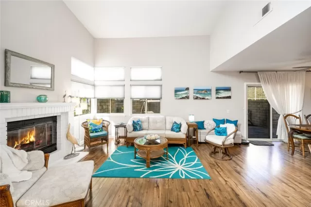 MLS: OC23027562 Condo For Sale