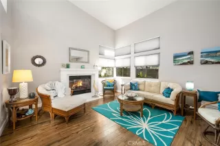 Photo #1: OC23027562 Listing