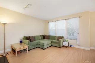 Photo #2: OC23027977 Listing 