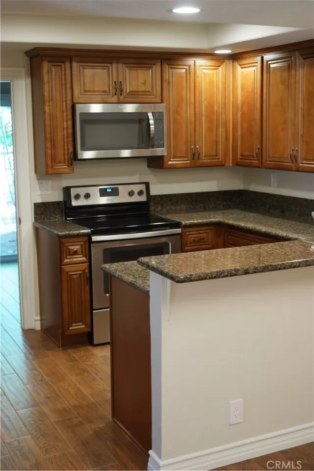 MLS: OC23028012 Condo For Sale