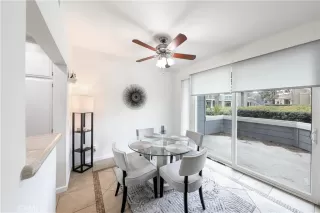 Photo #4: OC23028037 Listing