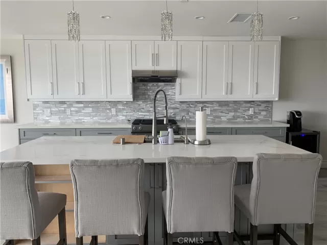 MLS: OC23028325 Condo For Sale