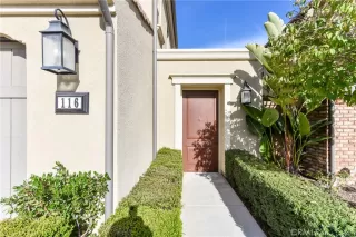 Photo #2: OC23028345 Listing 