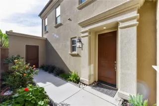 Photo #3: OC23028345 Listing 