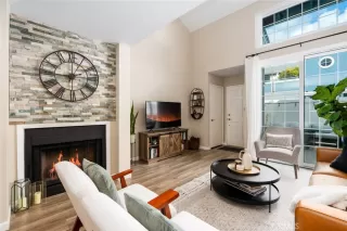 Photo #4: OC23028443 Listing