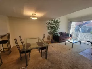 Photo #6: OC23028457 Listing 