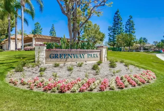 MLS: OC23028543 Condo For Sale