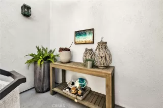 Photo #3: OC23028624 Listing 