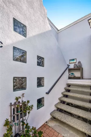 Photo #4: OC23028624 Listing 