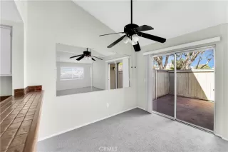 Photo #6: OC23028665 Listing 